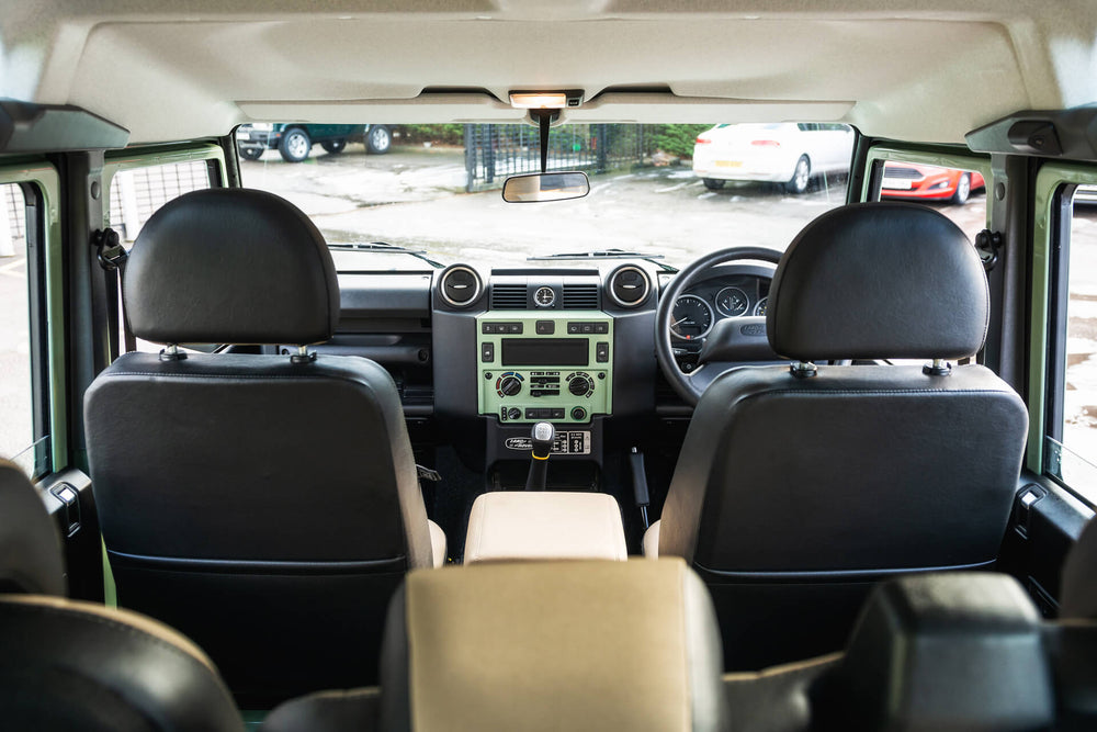 Heritage Edition Defender - Image 75