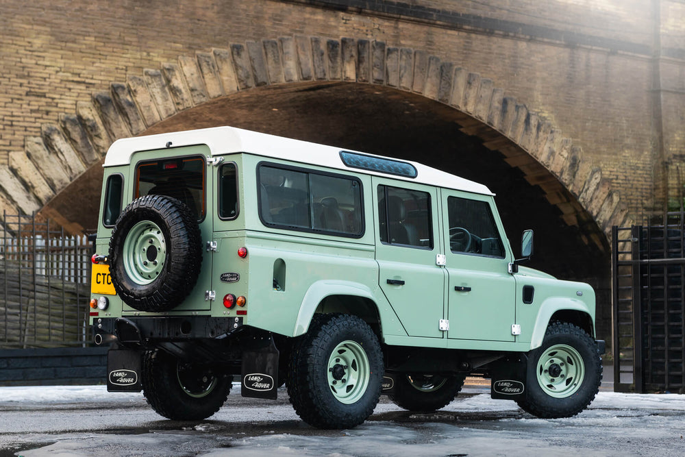 Heritage Edition Defender - Image 25