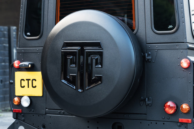 Land Rover Defender | CTC Expedition Crest Hard Spare Wheel Cover - Image 10