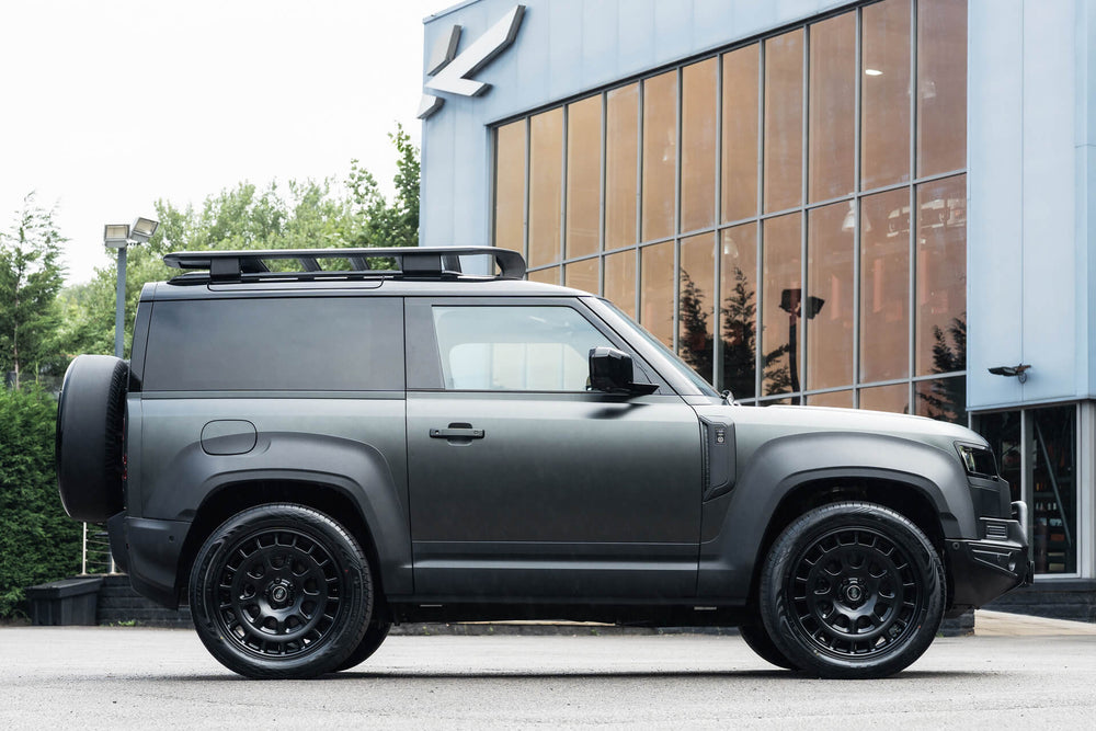 Concept 001 DEFENDER 90 - Image 6