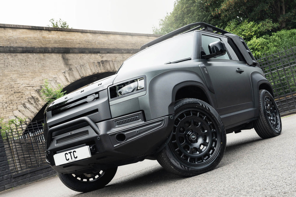 Concept 001 DEFENDER 90 - Image 4