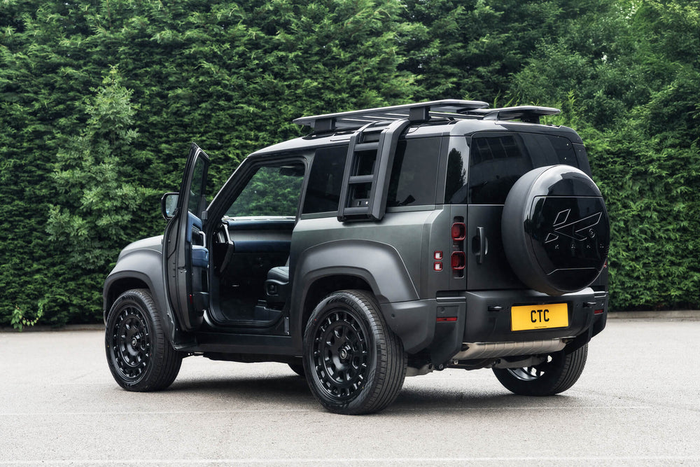 Concept 001 DEFENDER 90 - Image 41