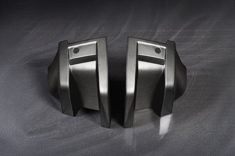 Land Rover Defender (2020-onwards) Exposed Carbon Rear Bumper Spats - Image 1
