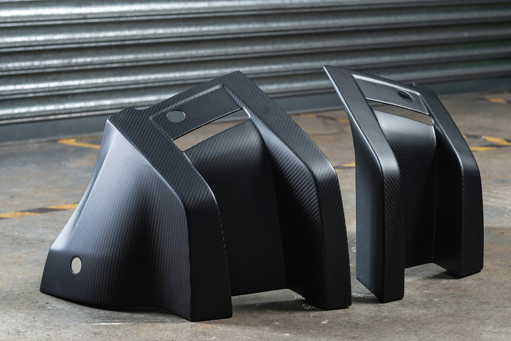 Land Rover Defender (2020-onwards) Exposed Carbon Rear Bumper Spats - Image 10