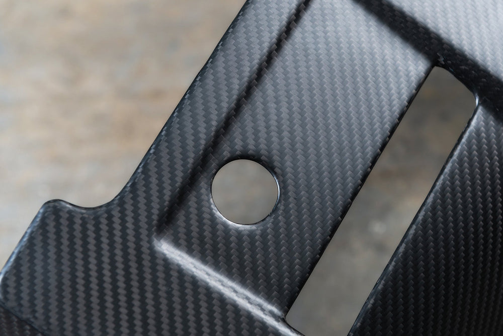 Land Rover Defender (2020-onwards) Exposed Carbon Rear Bumper Spats - Image 17