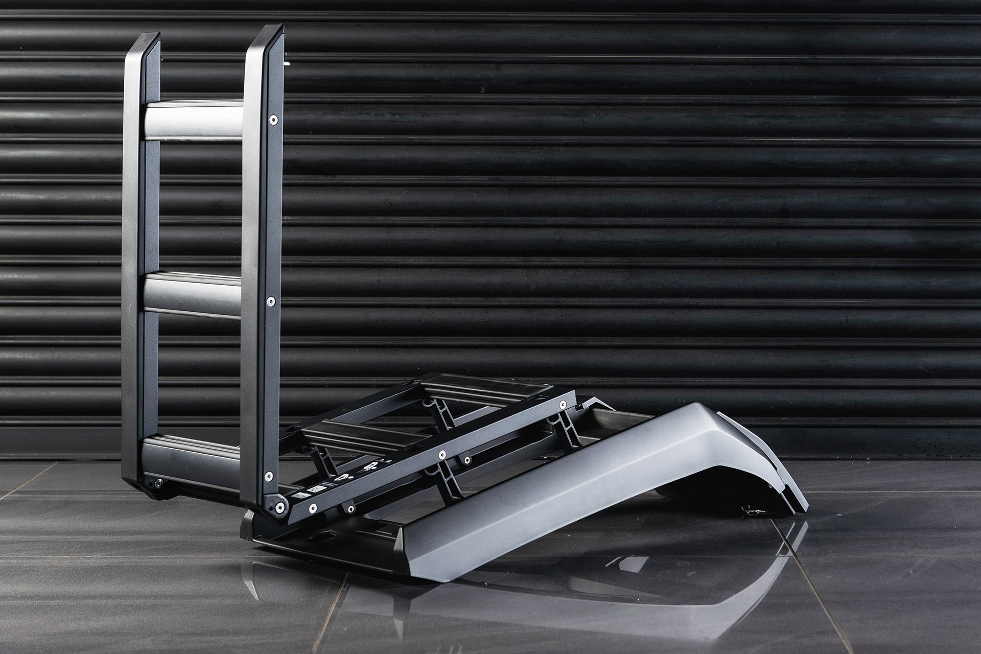 Land Rover Defender (2020-Present) Deployable Side Ladder – Chelsea ...