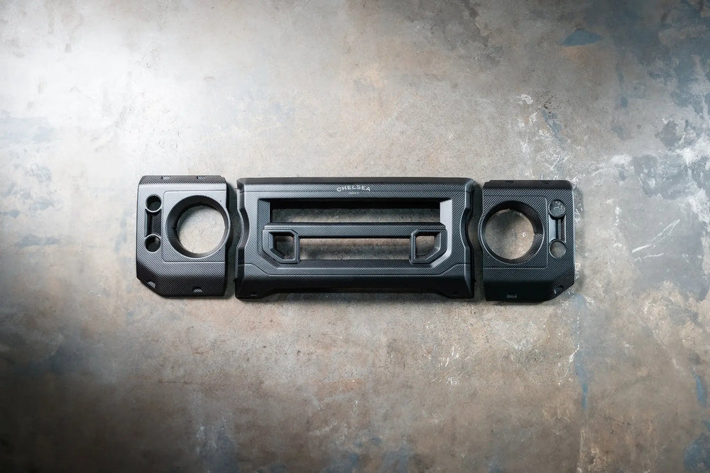 Land Rover Defender (1991-2016) X-Lander Herringbone Exposed Carbon Front Grille - Image 1