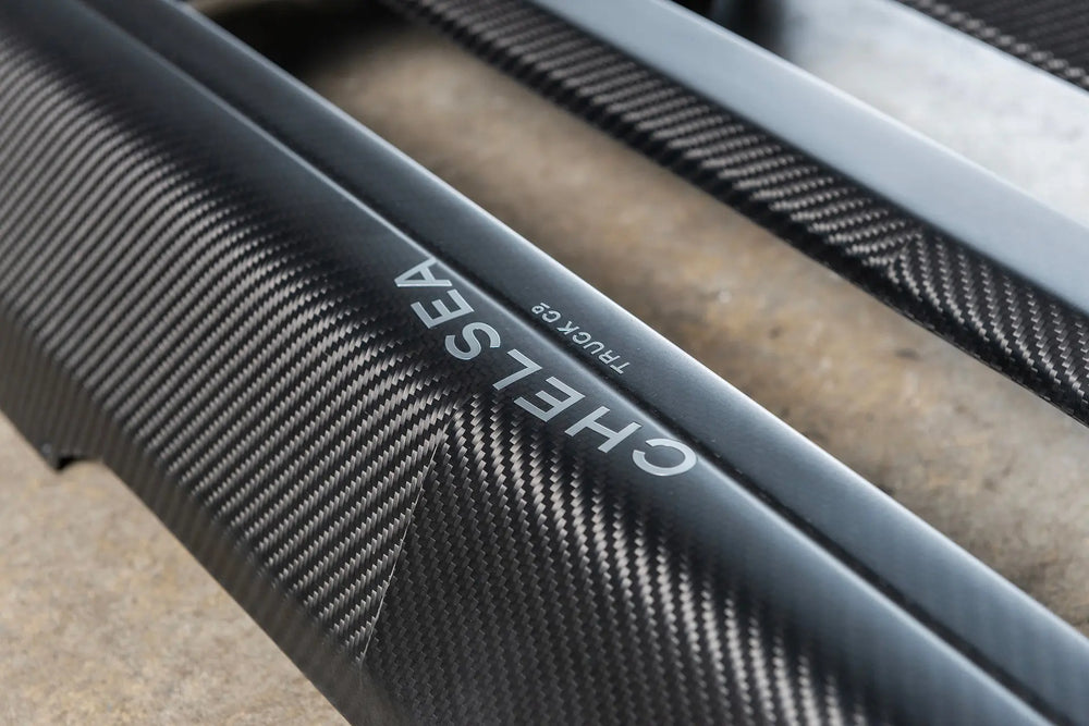 Land Rover Defender (1991-2016) X-Lander Herringbone Exposed Carbon Front Grille - Image 7