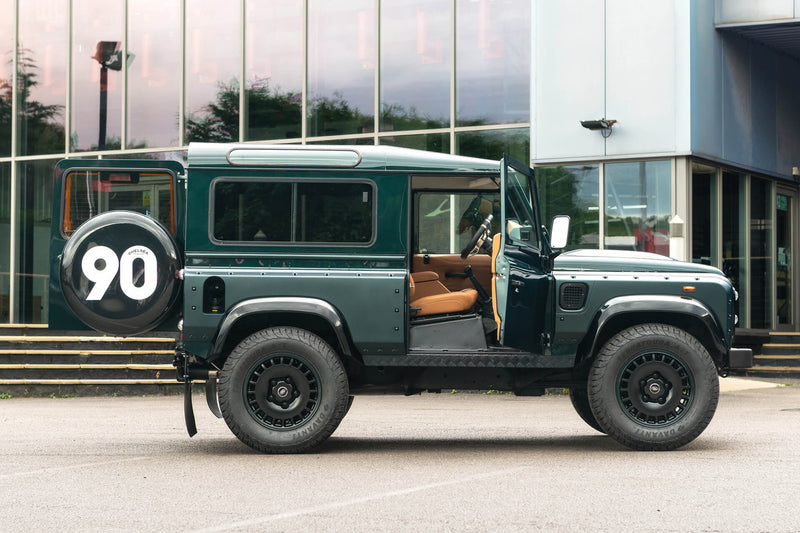 Heritage Remastered Classic Defender 90 - Image 10