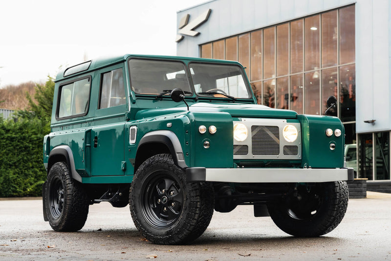 Homage II Defender – A Modern Tribute to the Series 2 - Image 8