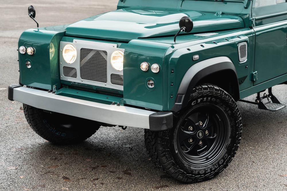 Homage II Defender – A Modern Tribute to the Series 2 - Image 15