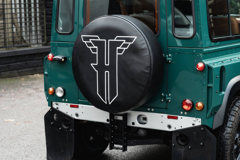 Homage II Defender – A Modern Tribute to the Series 2 - Image 19