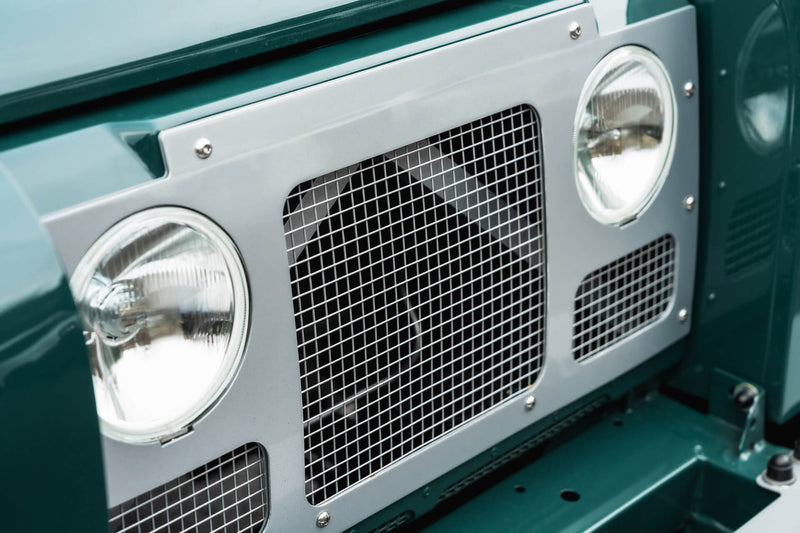 Homage II Defender – A Modern Tribute to the Series 2 - Image 26