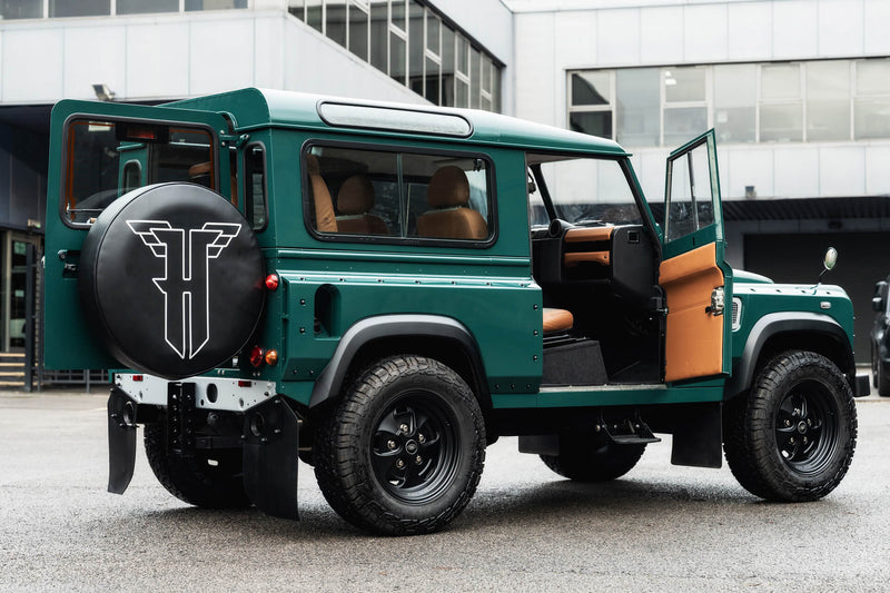 Homage II Defender – A Modern Tribute to the Series 2 - Image 33