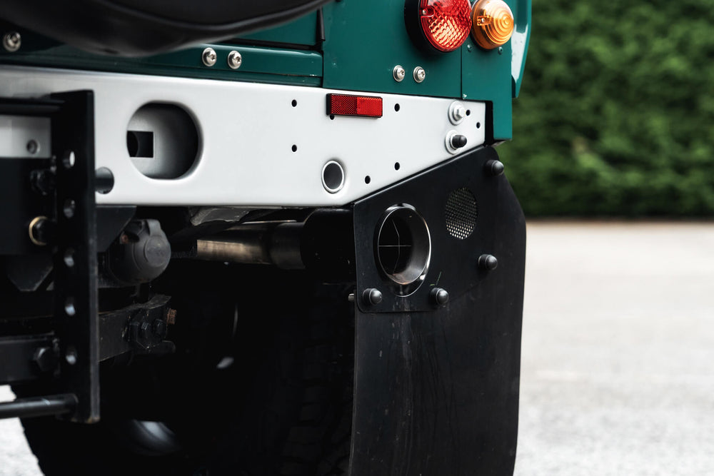 Homage II Defender – A Modern Tribute to the Series 2 - Image 38