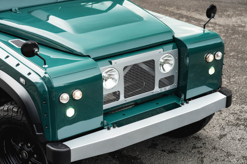 Homage II Defender – A Modern Tribute to the Series 2 - Image 45