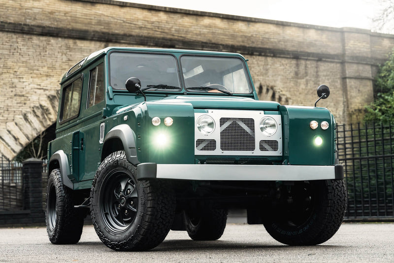 Homage II Defender – A Modern Tribute to the Series 2 - Image 46