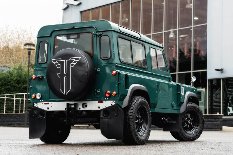 Homage II Defender – A Modern Tribute to the Series 2 - Image 50