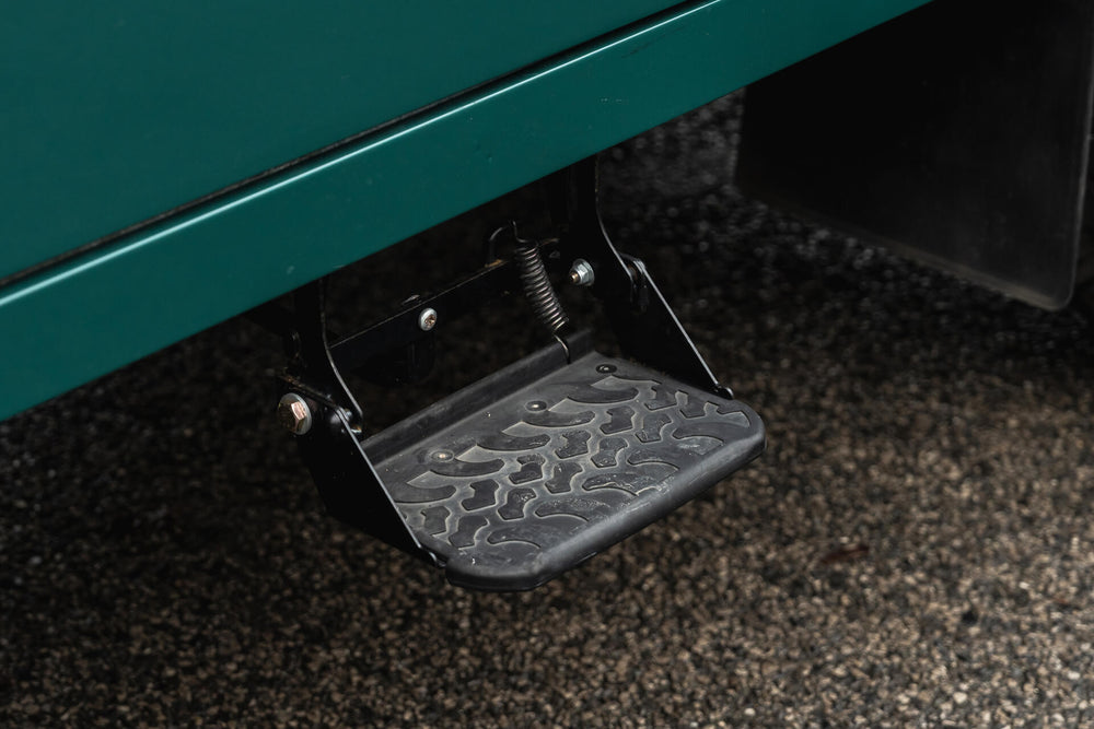 Homage II Defender – A Modern Tribute to the Series 2 - Image 52