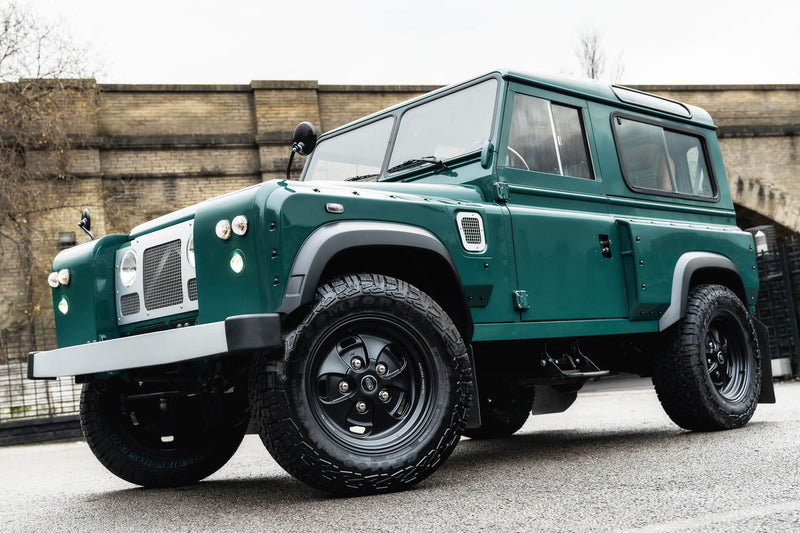 Homage II Defender – A Modern Tribute to the Series 2 - Image 55