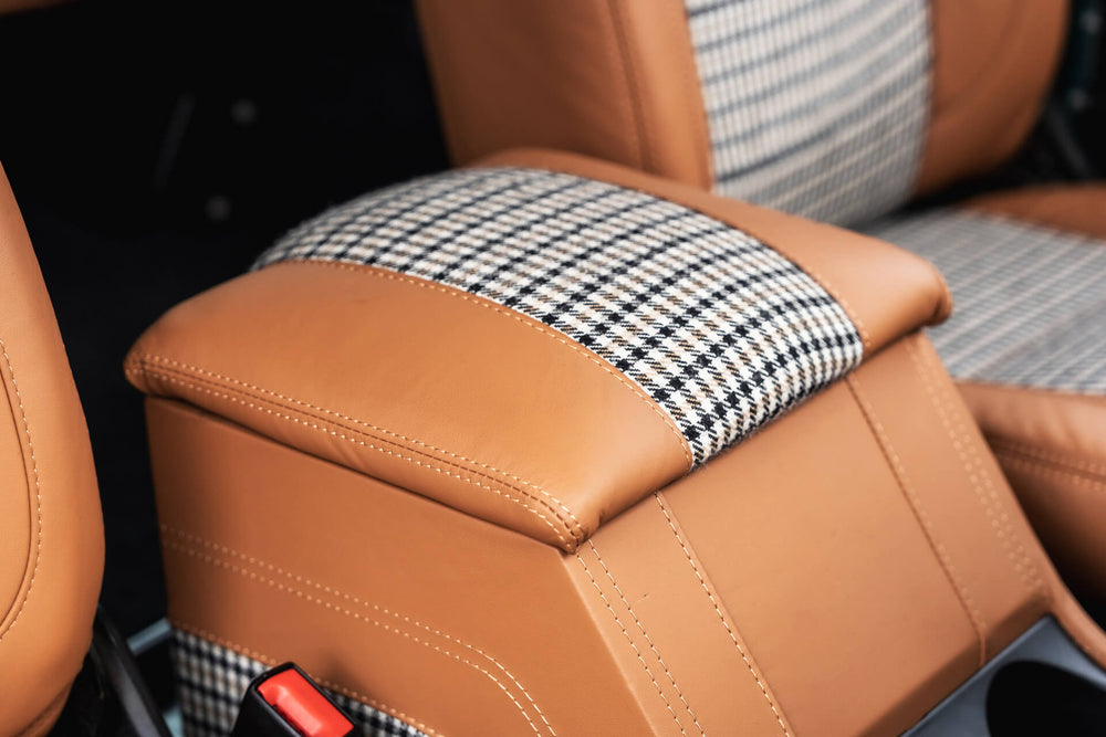 Homage II Defender – A Modern Tribute to the Series 2 - Image 62