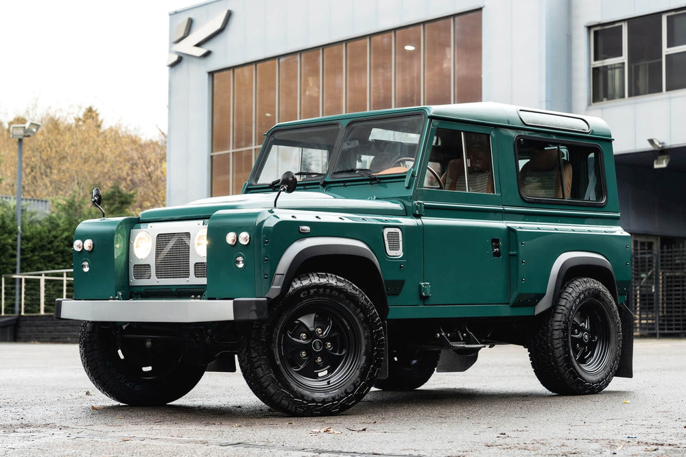 Homage II Defender – A Modern Tribute to the Series 2 - Image 14