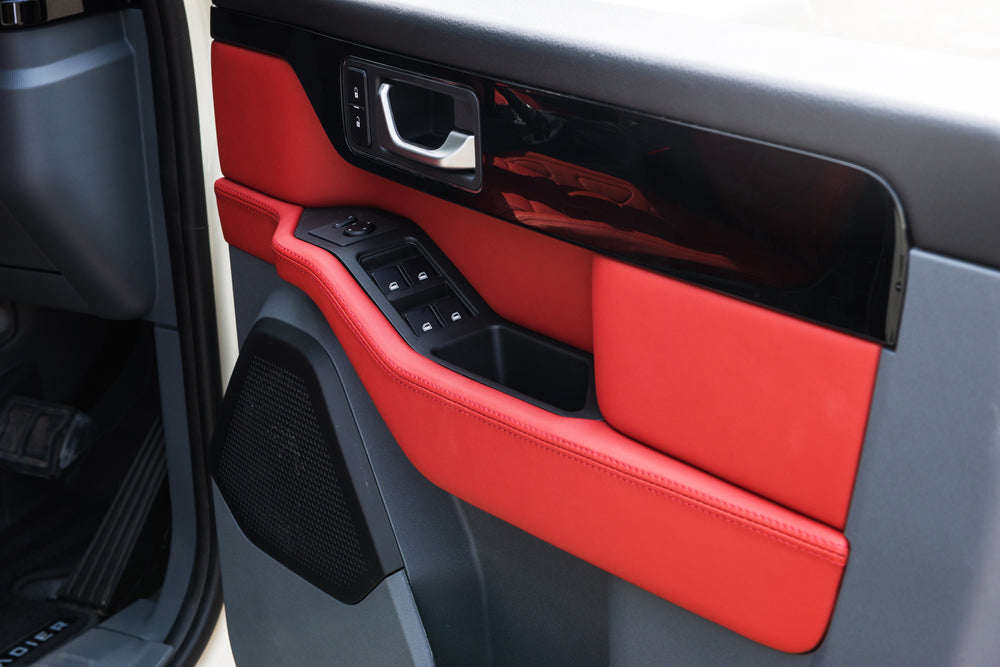 INEOS Grenadier (2023–Present) Comfort Leather Interior – Vermilion - Image 6