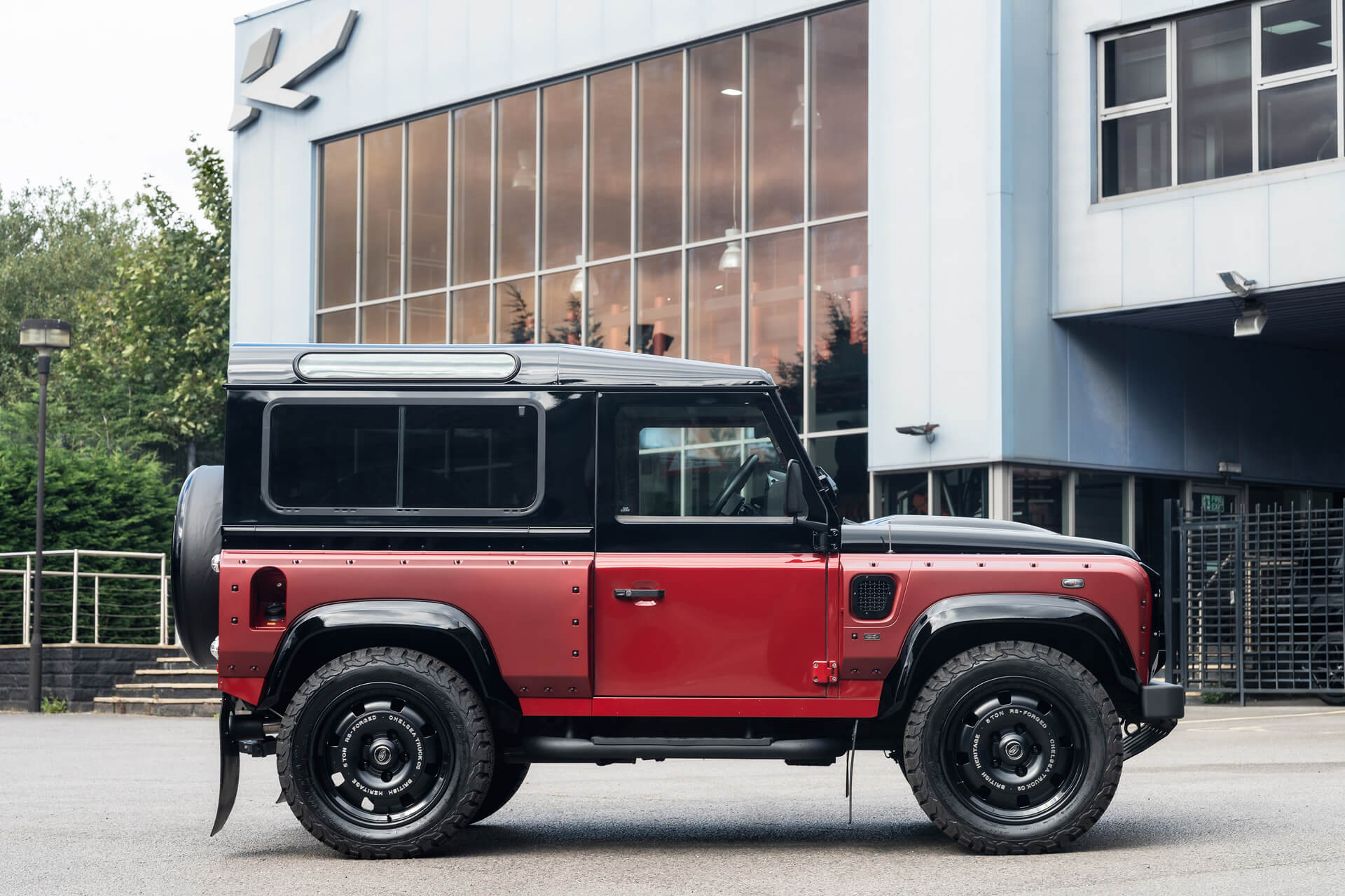 Land Rover Defender 90 (1991-2016) 25mm Suspension Lowering Kit Chelsea Truck Company