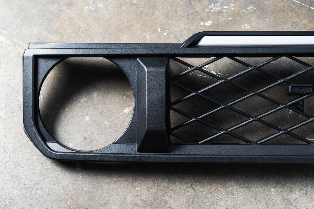 Toyota Land Cruiser 70 (2023-Present) Front Grille with LED Lightbar - Image 6