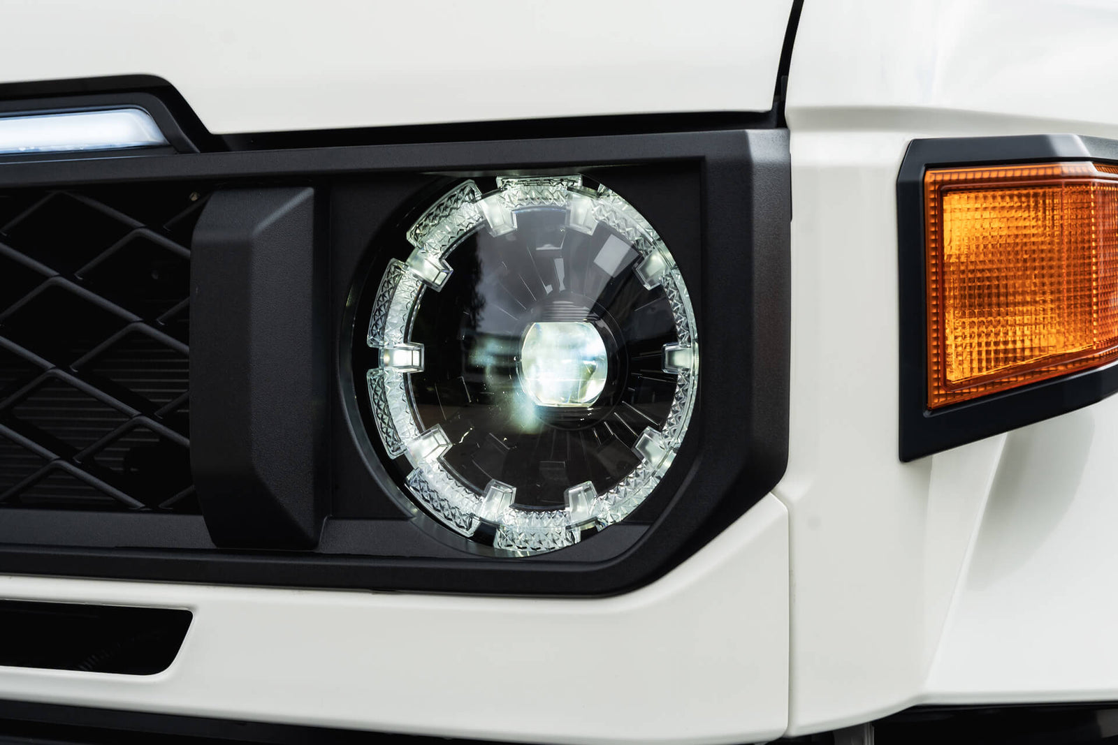 Toyota Land Cruiser 70 (2023-Present) LED Facelift Headlights with DRL's