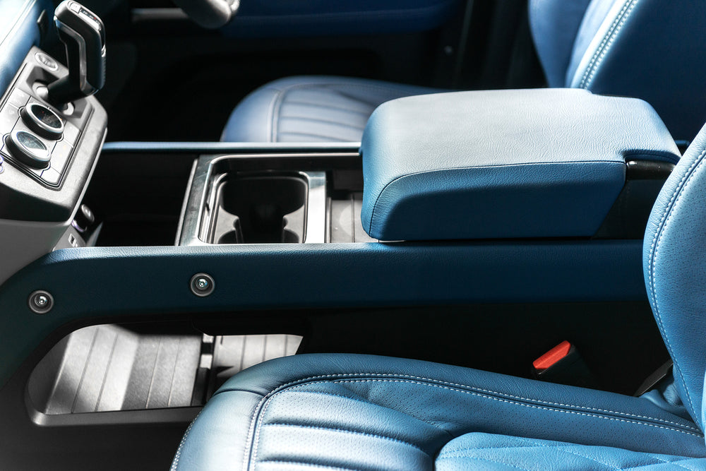 Land Rover Defender (2020-Present) Centre Console with Armrest - Image 7