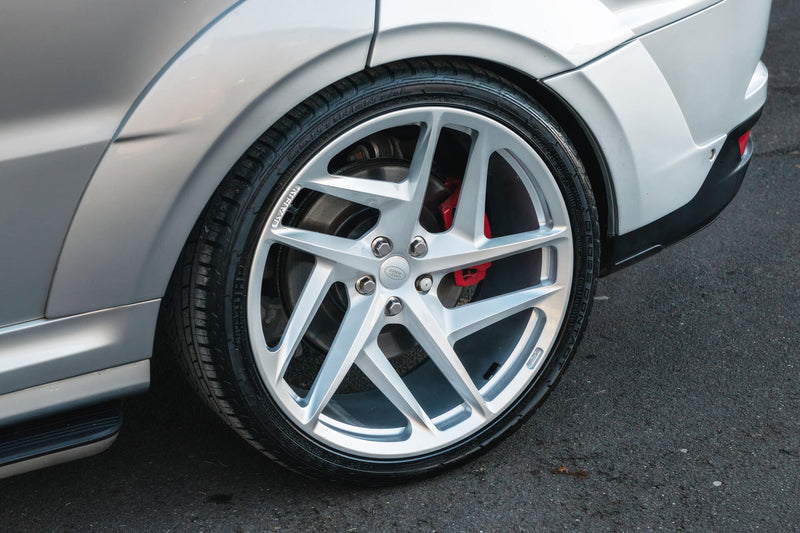 Pace Car Range Rover Sport SVR - Image 32
