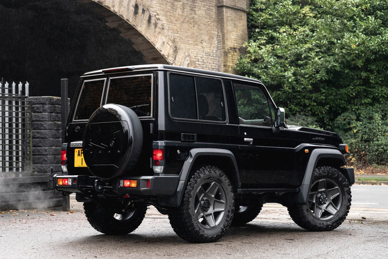 KAHN® Hard Spare Wheel Cover FOR Toyota Land Cruiser 70 (2023-Present) - Image 12