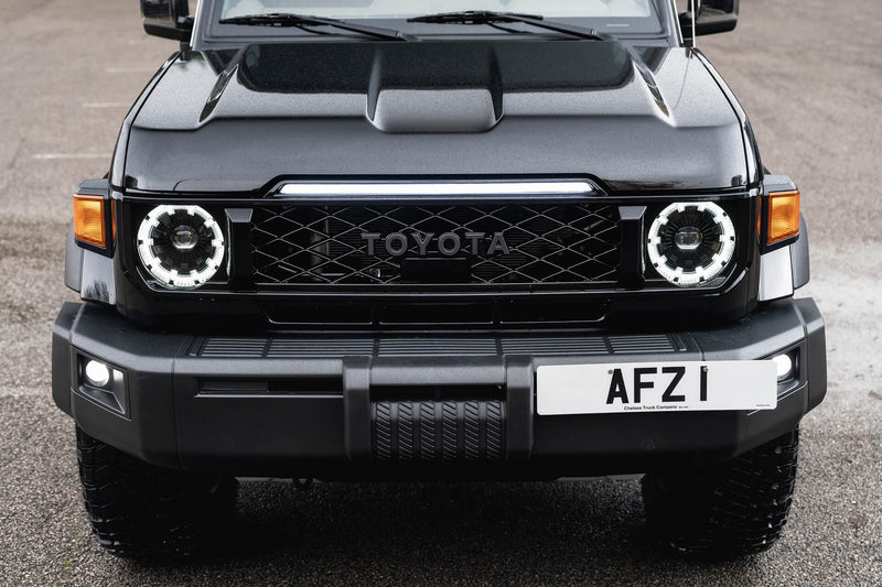 Front Grille with LED Lightbar for Toyota Land Cruiser 70 (2023–Present) - Image 4