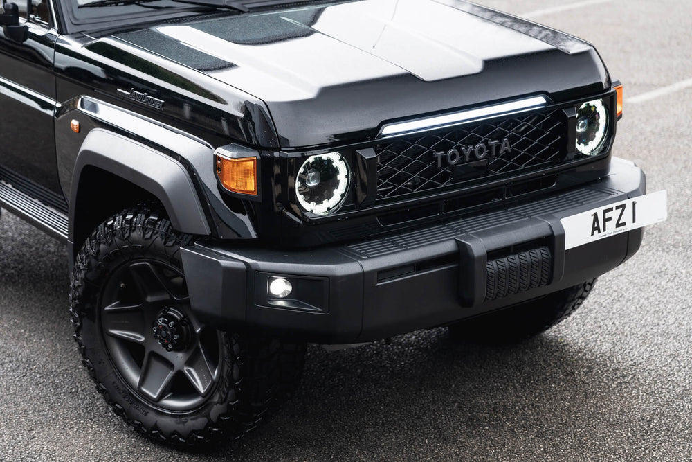 Front Grille with LED Lightbar for Toyota Land Cruiser 70 (2023–Present) - Image 18