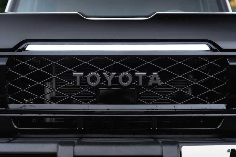 Front Grille with LED Lightbar for Toyota Land Cruiser 70 (2023–Present) - Image 25