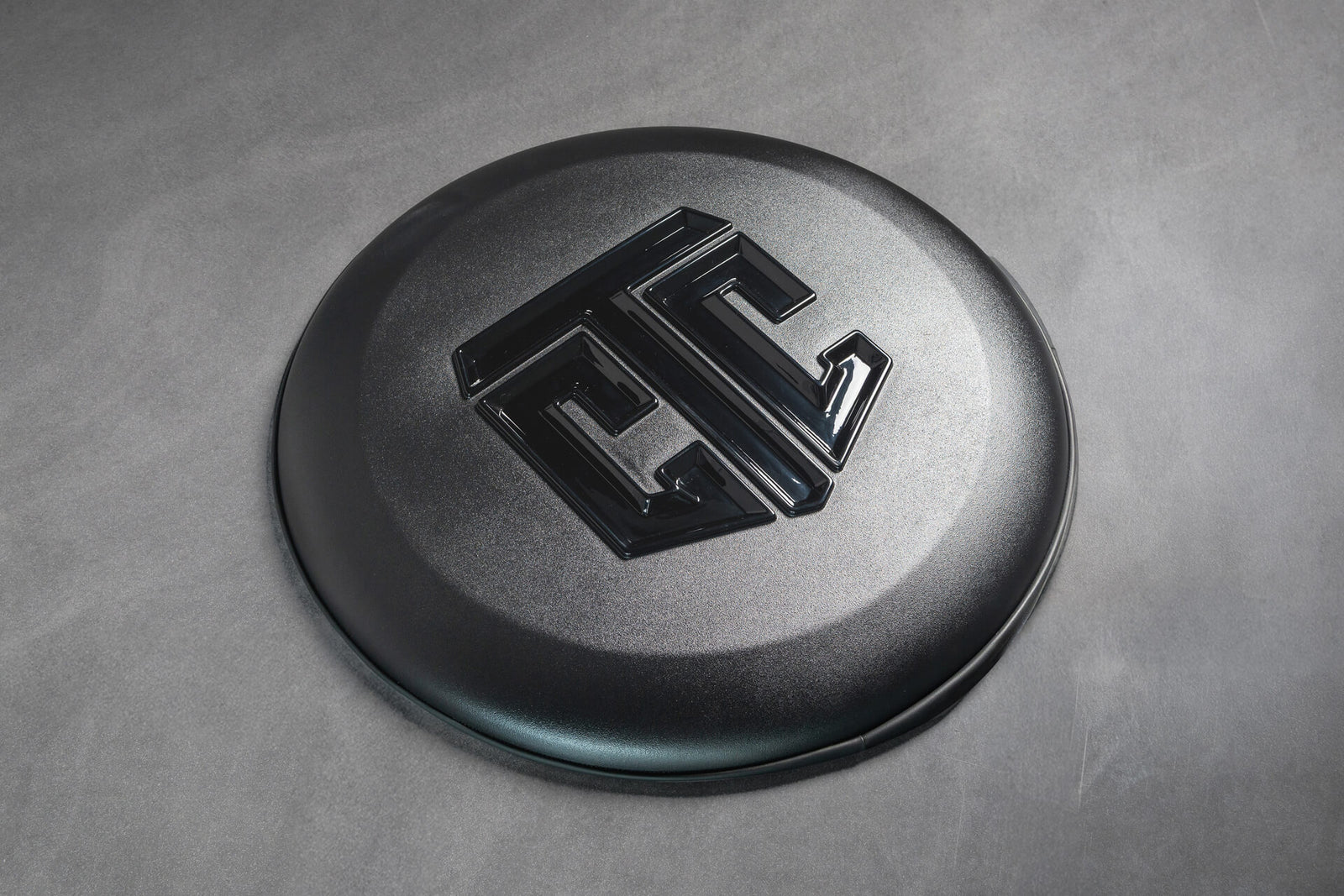 Land Rover Defender (2020-Present) CTC Expedition Crest Hard Spare Wheel Cover
