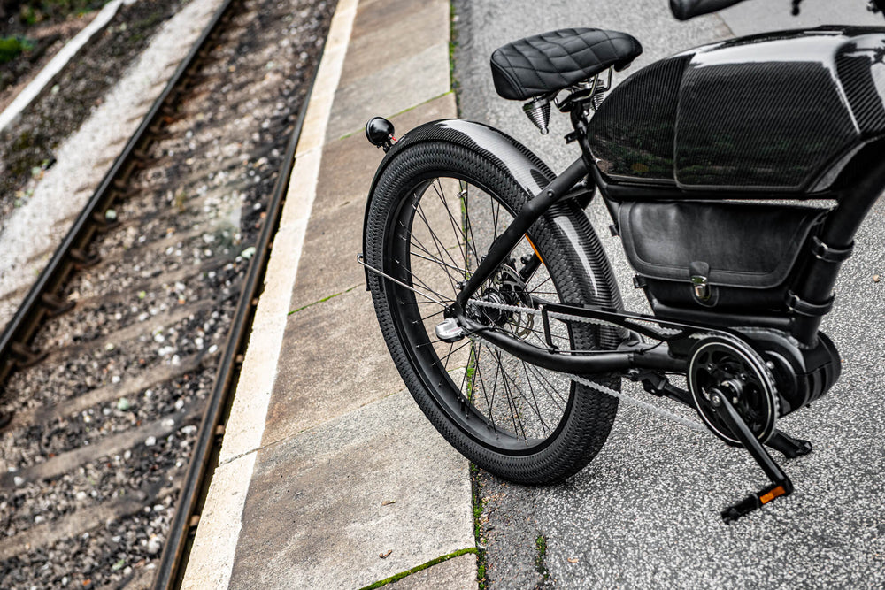Flying Huntsman Type 77 Prototype E-Bike - Image 11