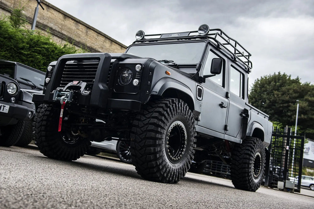 Land Rover Defender (1991-2016) Front Retro A-Bar - Image 11
