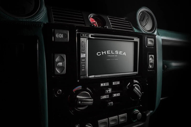 LAND ROVER DEFENDER (1991-2016) SATELLITE NAVIGATION SYSTEM - Image 2