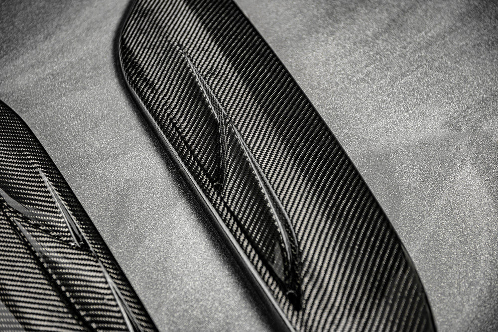 Land Rover Defender (2020-Present) Exposed Carbon Bonnet Side Vents - Image 3