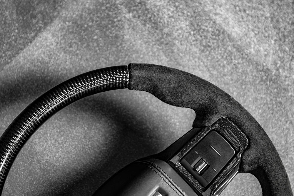 Land Rover Defender (2020-Present) Chelsea Truck Company Full Carbon Steering Wheel - Image 9