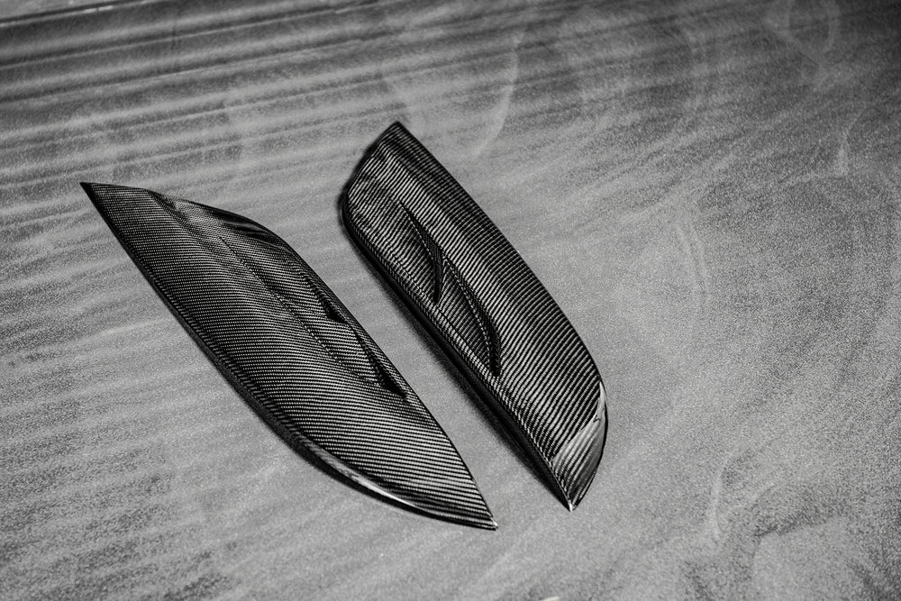 Land Rover Defender (2020-Present) Exposed Carbon Bonnet Side Vents - Image 6