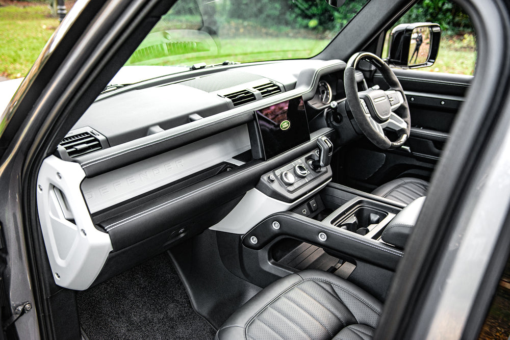 Land Rover Defender (2020-Present) Chelsea Truck Company Full Carbon Steering Wheel - Image 17