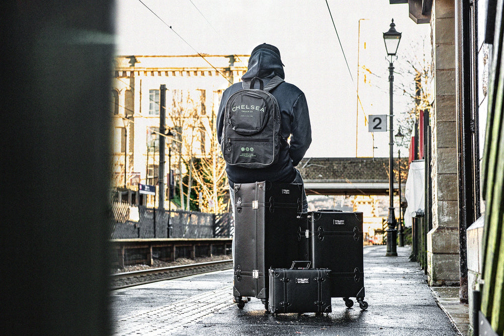 Chelsea Truck Company Vintage Inspired Travel Luggage Set - Image 9