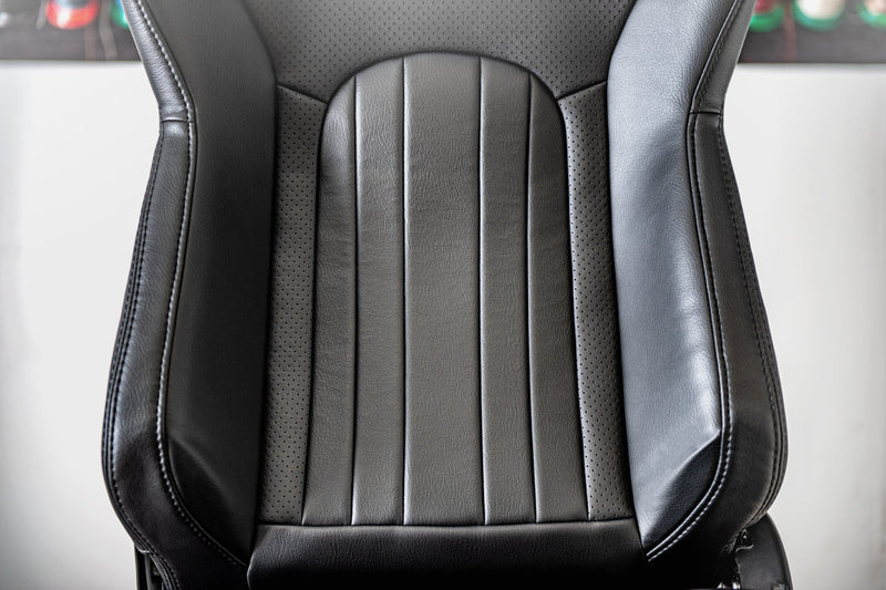 Land Rover Defender (1991-2016) Lightweight Vegan Leather Heritage Sport Seats - Image 7