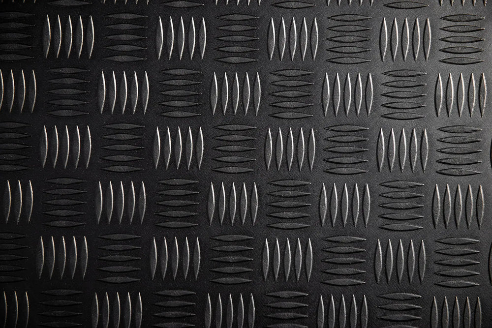 LAND ROVER DEFENDER 110 (1991-2016) CHEQUERED RUBBER FLOOR MATS - Image 4