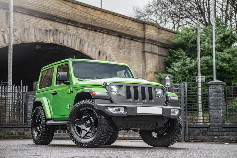 JEEP WRANGLER JL (2018-PRESENT) Exposed CARBON 4 SLOT HERRINGBONE DESIGN GRILLE IN MATTE FINISH - Image 16