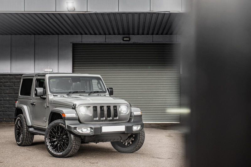 JEEP WRANGLER JL (2018-PRESENT) Exposed CARBON 4 SLOT HERRINGBONE DESIGN GRILLE IN MATTE FINISH - Image 10