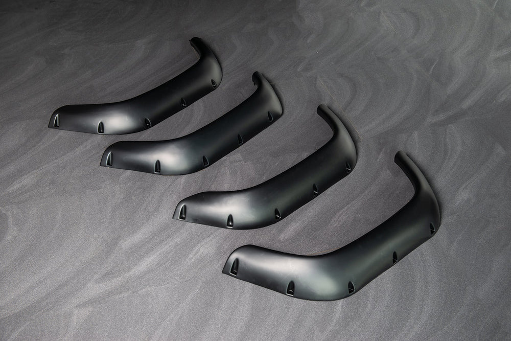 LAND ROVER DEFENDER (1991-2016) STERLING FRONT AND REAR WHEEL ARCHES